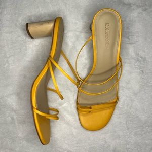 Reformation Yellow Strappy Block Heel 7.5 💛